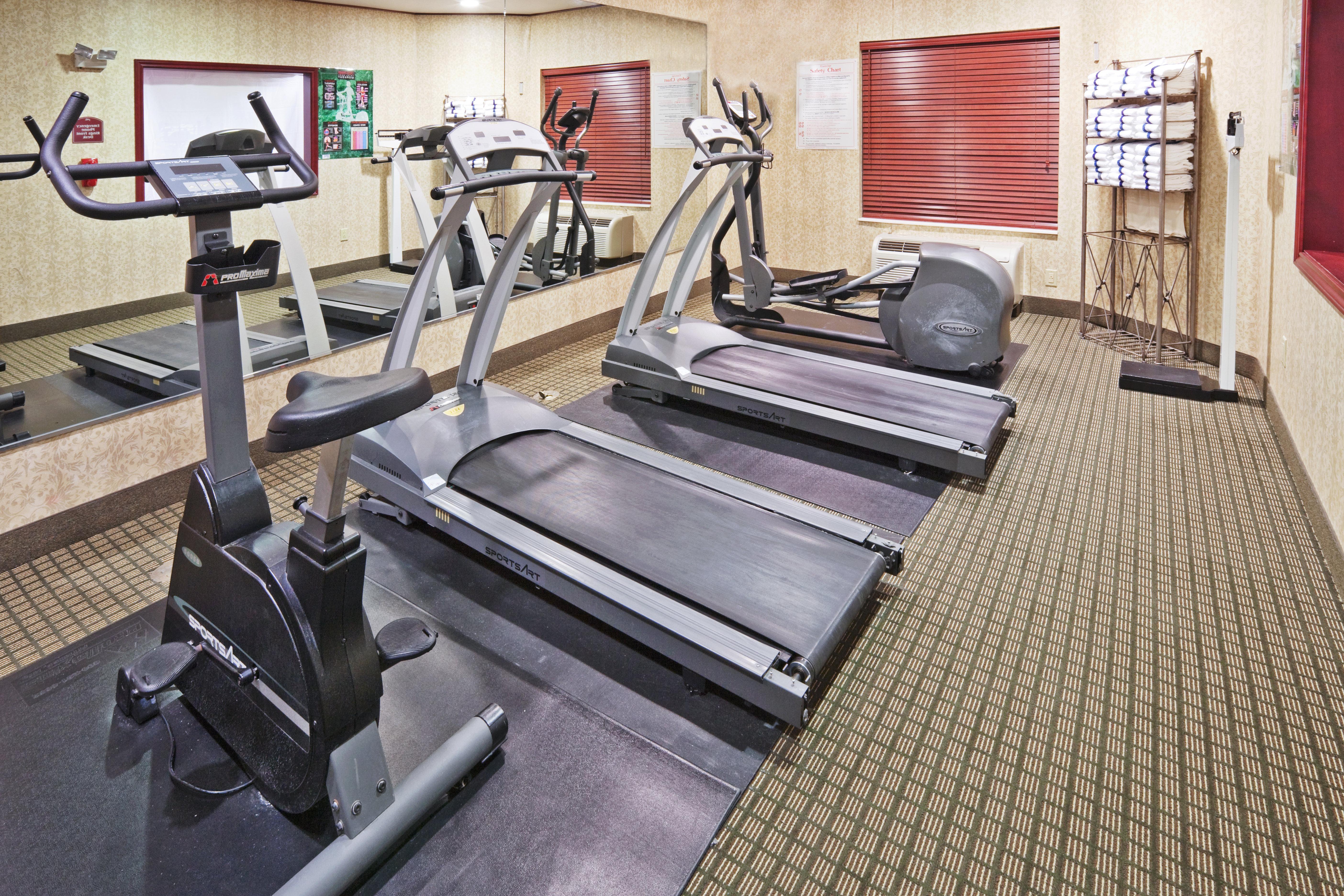 Holiday Inn Express Hotel & Suites Gainesville By Ihg Exteriör bild