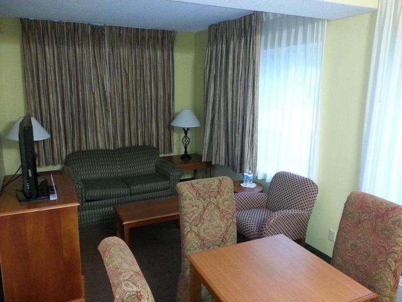 Holiday Inn Express Hotel & Suites Gainesville By Ihg Exteriör bild