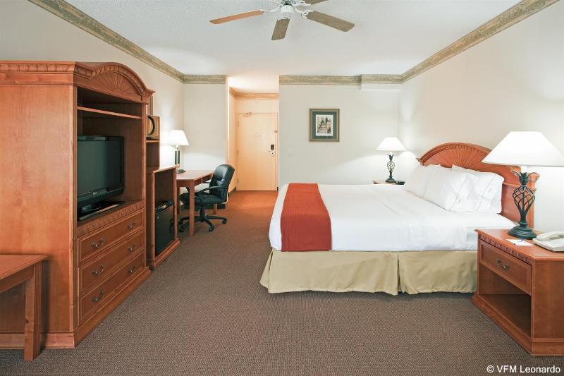 Holiday Inn Express Hotel & Suites Gainesville By Ihg Exteriör bild